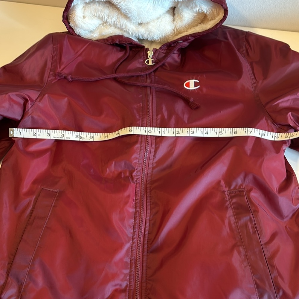 Men’s/women’s Champion Burgundy coat sz Small - Picture 2 of 10